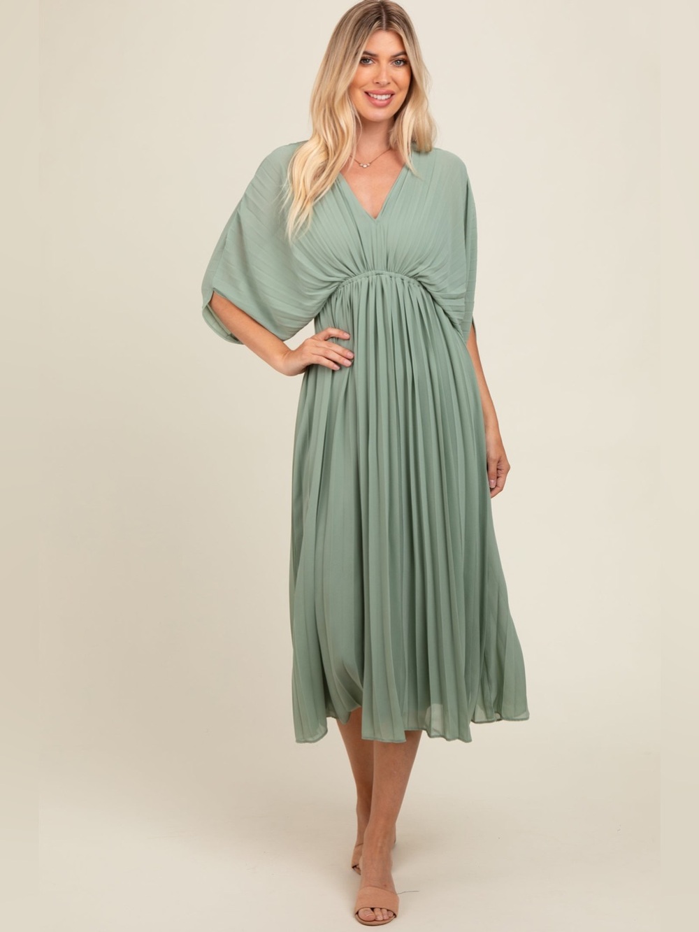 NWT Dress Day Sage Green Pleated V-Neck Midi Dress size Medium